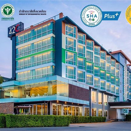 42C The Chic Hotel Накхонсаван Экстерьер фото